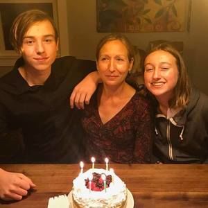 Meet your Posher, Regina